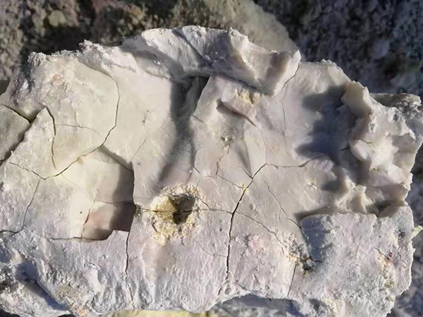 建平璀璨膨潤土
